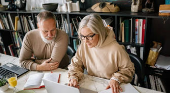 Silver Entrepreneurship: Building Sustainable Income Streams in Your Prime Years