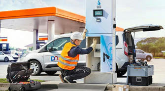 How to Become an EV Charging Station Maintenance Engineer: Beginner's Guide