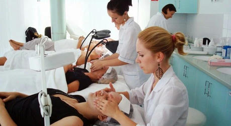 Unlock Your Beauty Career: Master In-Demand Skills with Accredited Cosmetology Training